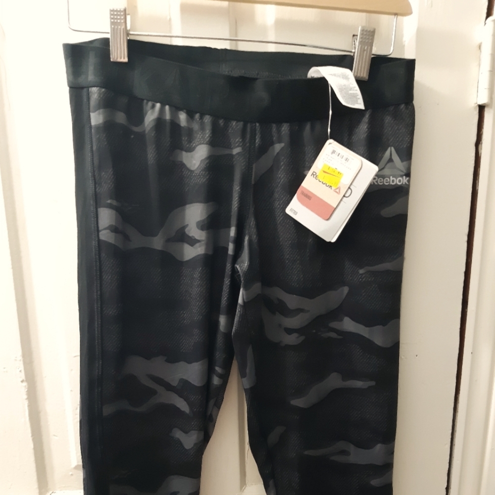 Reebok Cropped Compression Tight